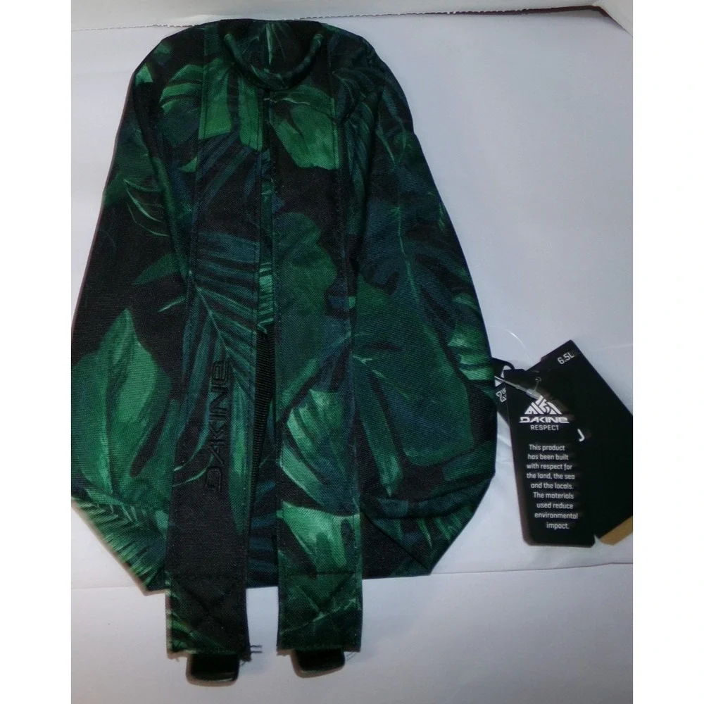 UNISEX DAKINE 6.5L COSMO‎ BACKPACK~GREEN / TROPICAL~NWT